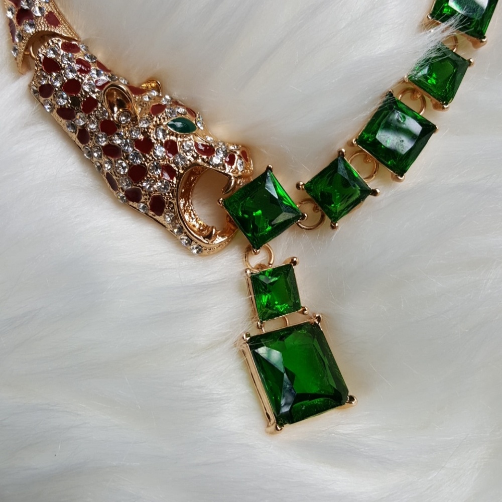 Statement Necklace - Picture 2 of 4